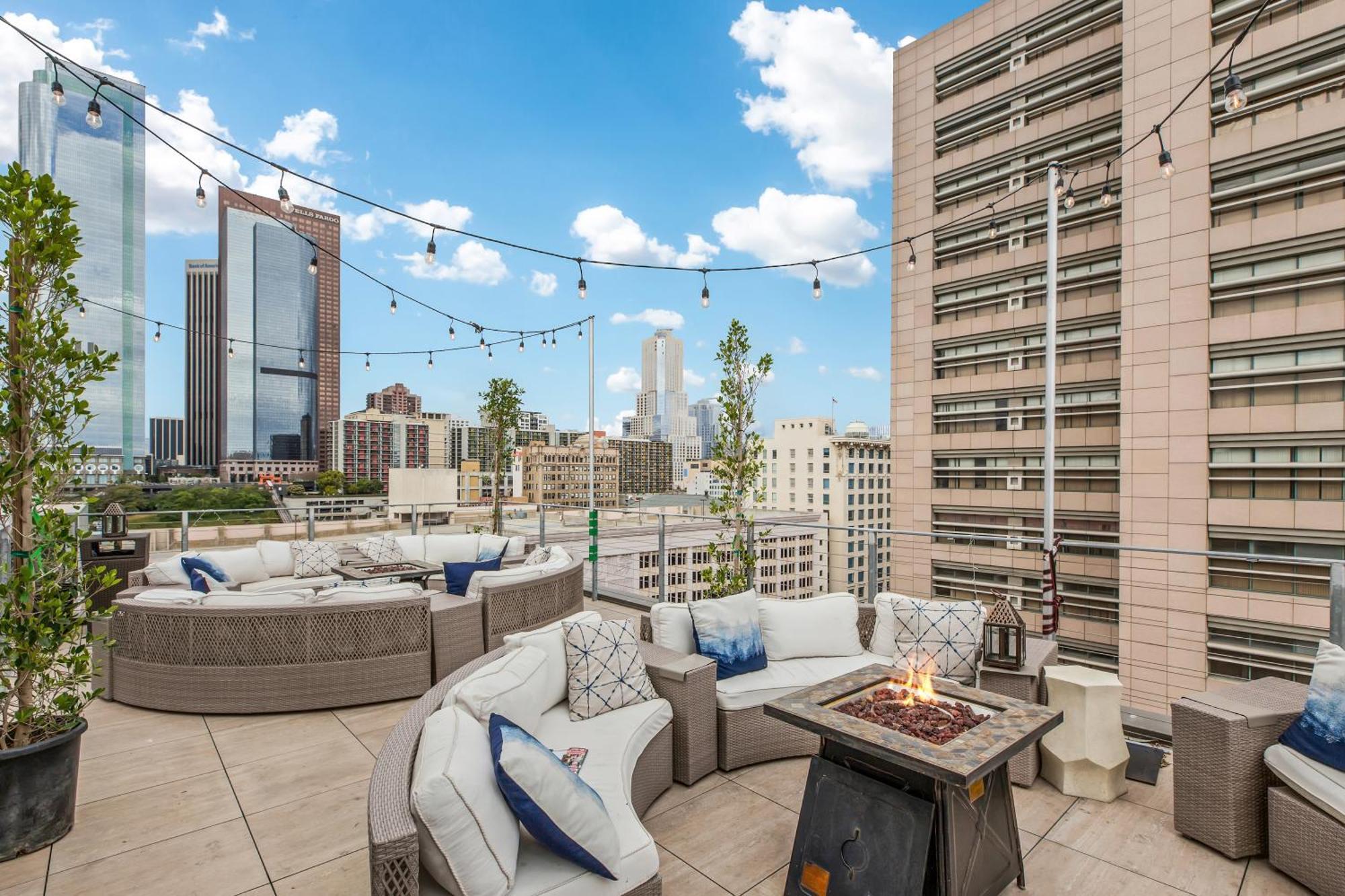 One Lux Stay Hwh Downtown Los Angeles Exterior photo
